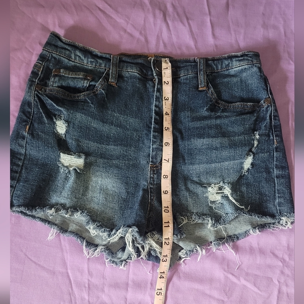 Charlotte Russe Refuge "Cheeky" Denim Shorts. Sz 8. 2.5" Inseam. #Distressed - Picture 5 of 7